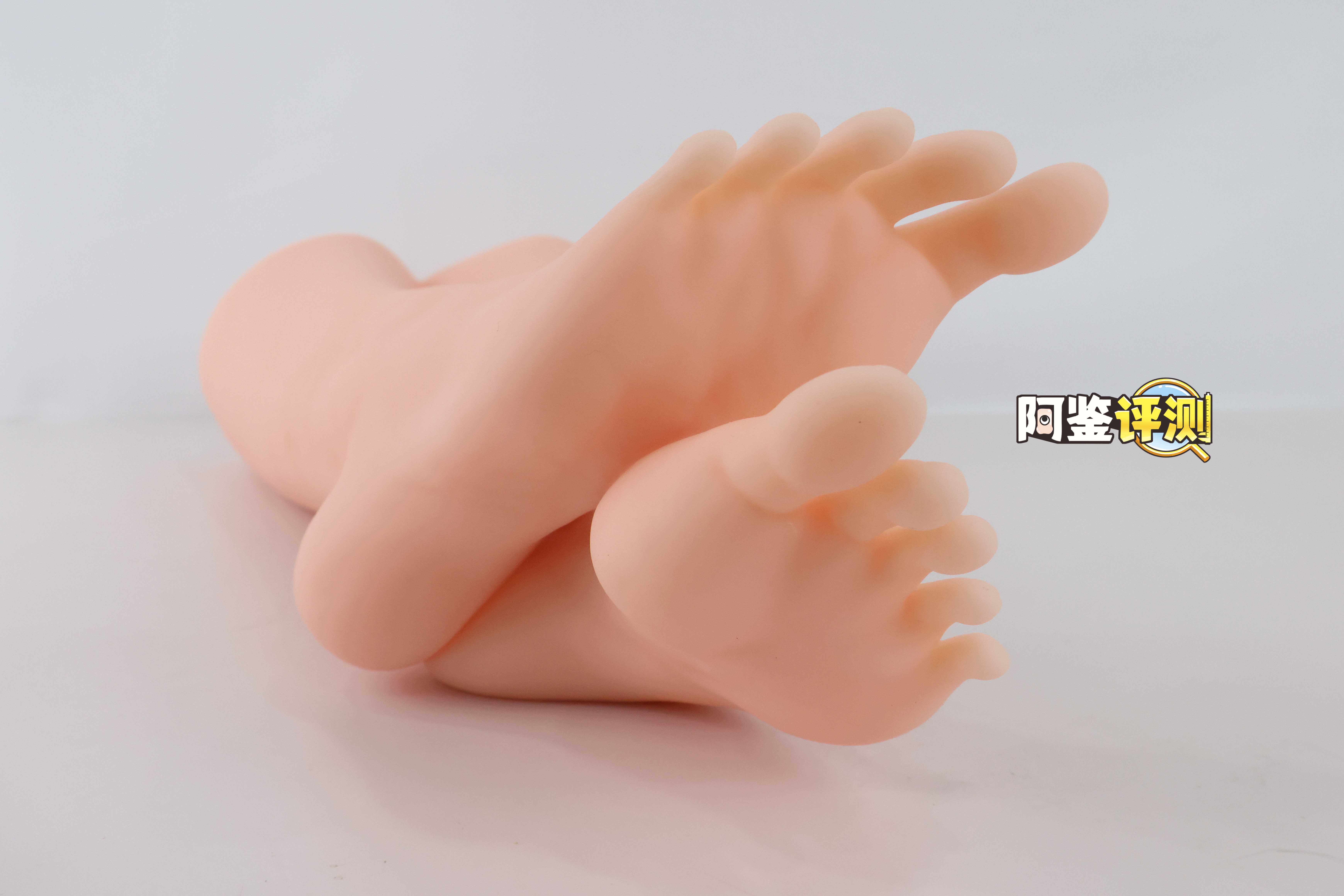 大魔王-jiojio评测!足控性癖大满足!难得一个可以使用的“玉足” 大魔王-jiojio评测!足控性癖大满足!难得一个可以使用的“玉足”