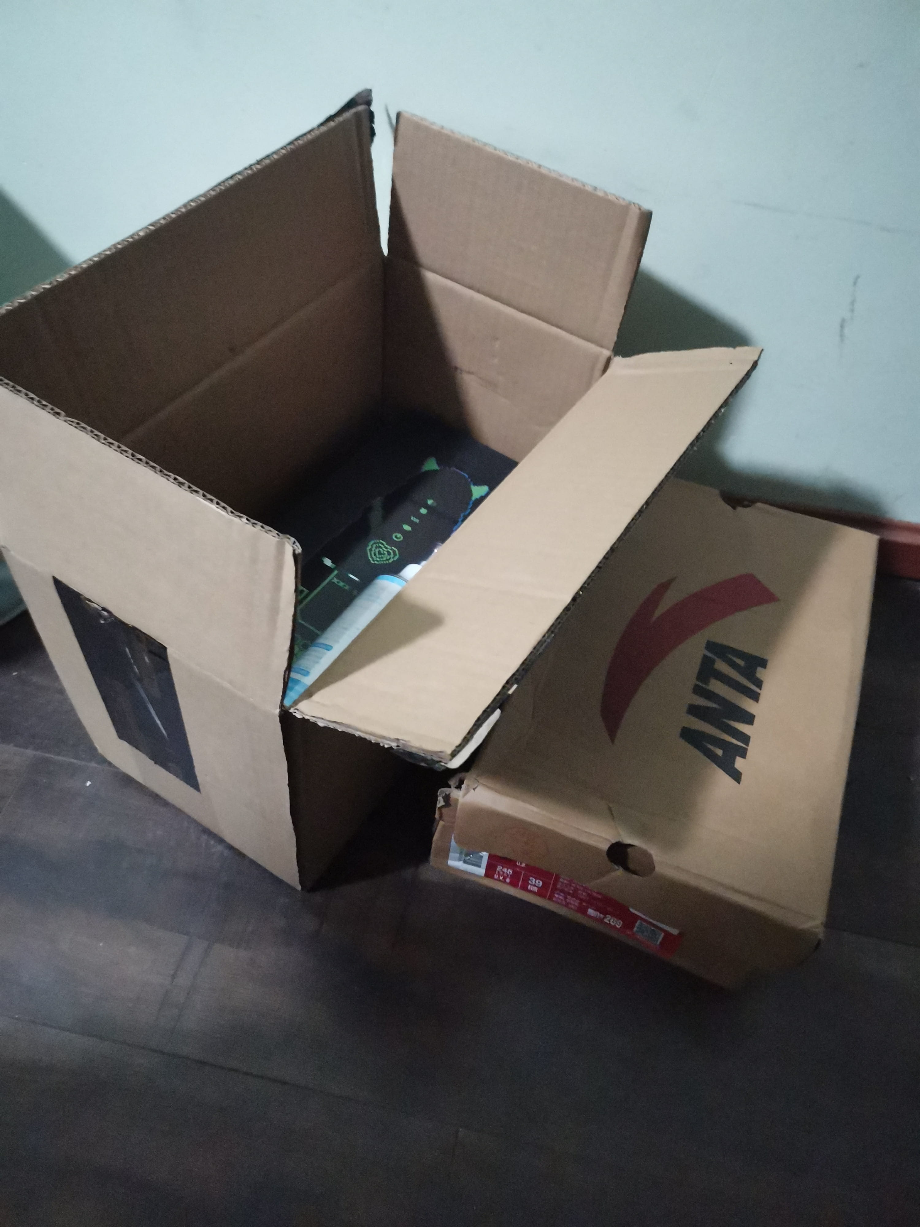 YUU小恶魔电动飞机杯评测 – 卡通风和科技感十足的舒爽电动体验-萌次元