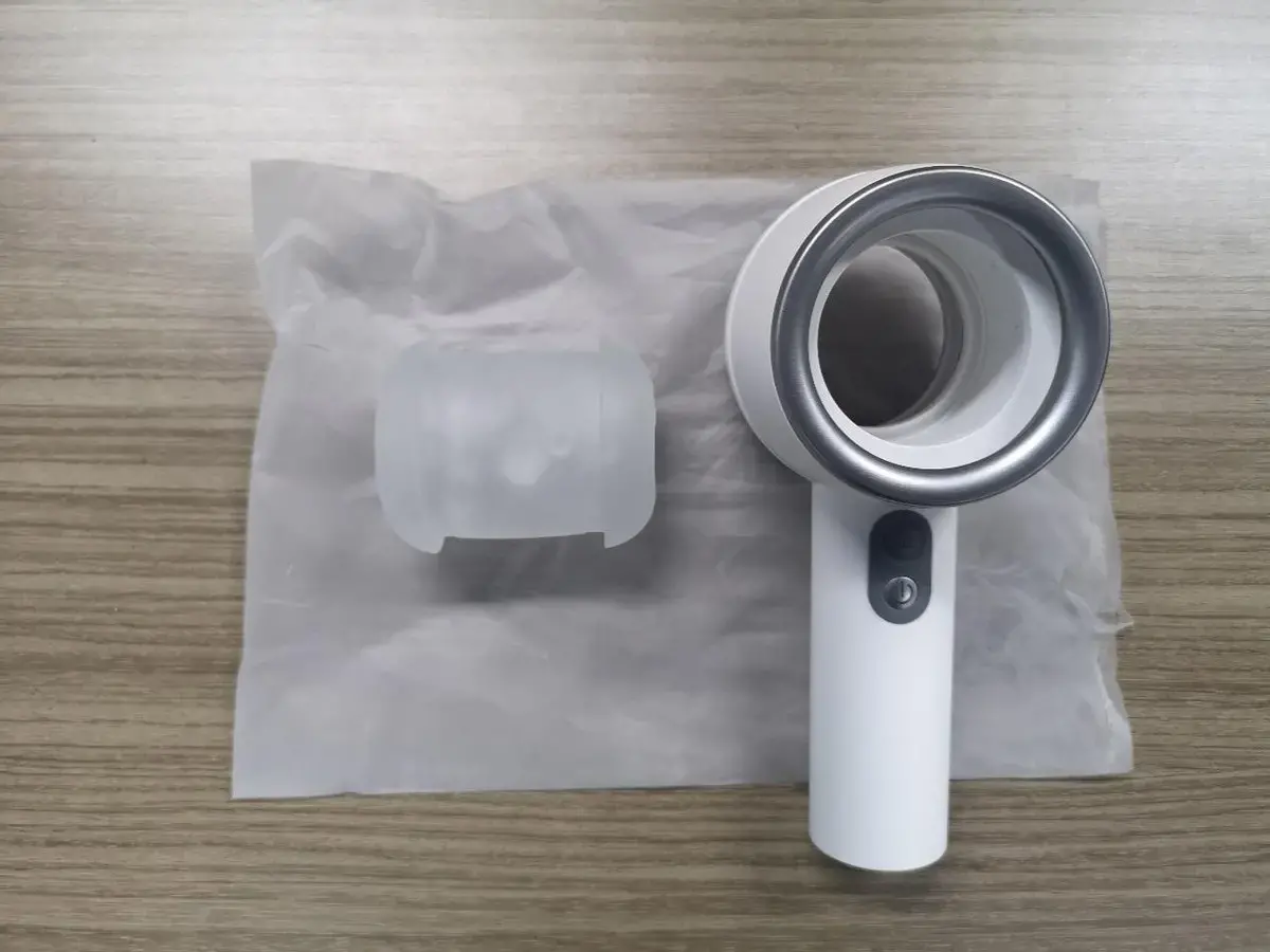 按压变速,享受操控的乐趣 – 米杯one电动飞机杯评测 按压变速,享受操控的乐趣 – 米杯one电动飞机杯评测