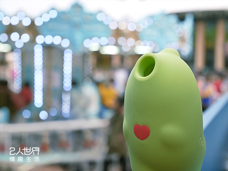 小怪兽魔吻~"开箱"史上最进化的小怪兽心得评价6