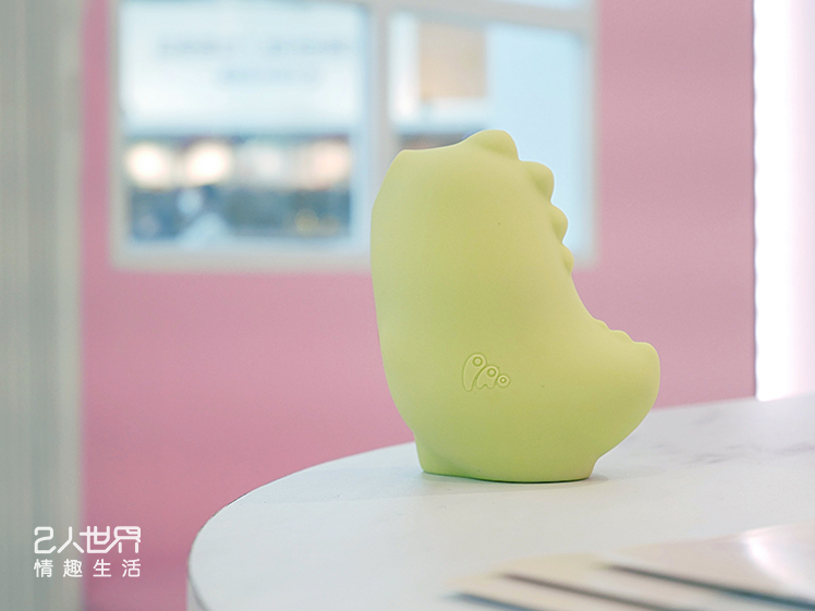 小怪兽魔吻~"开箱"史上最进化的小怪兽心得评价13