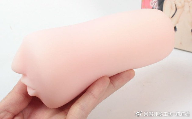 祢豆子的初次体验，重口飞机杯测评-萌次元
