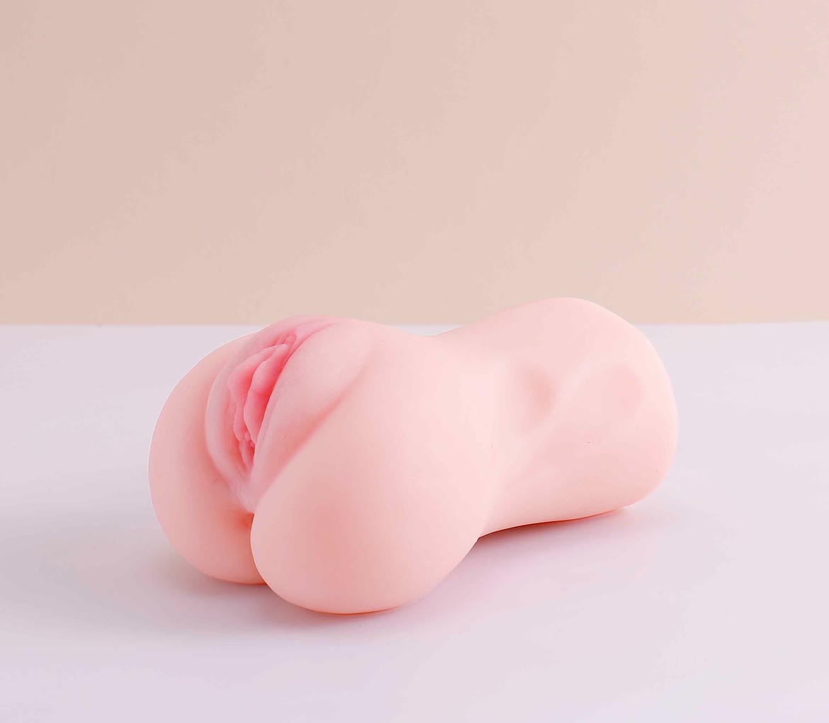 18岁女仆深夜敲门:蜜壶麻衣双穴非贯通,是救赎还是榨干?1 18岁女仆深夜敲门:蜜壶麻衣双穴非贯通,是救赎还是榨干?1